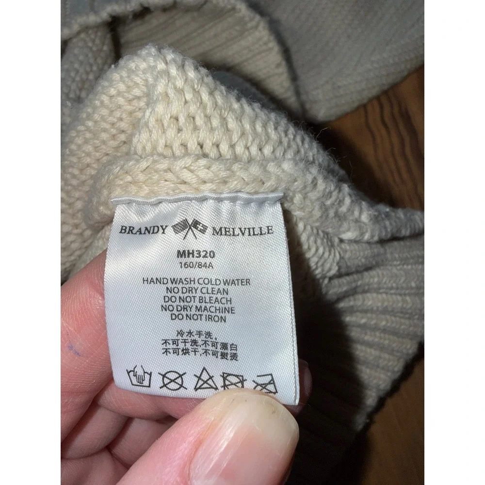 Brandy Melville Sweater Womens One Size Creak 100% Cotton Knit Crewneck classic‎